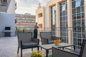 Un balcón o terraza en Billiard home