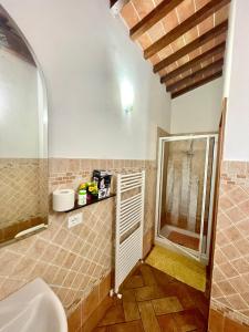 Phòng tắm tại Agriturismo Rosa dei Venti