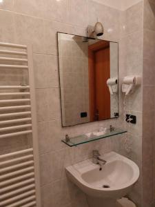 Koupelna v ubytování Nautilus Hotel