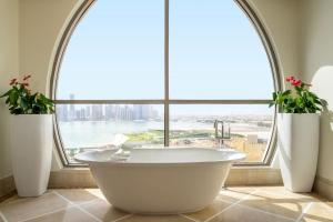 Afbeelding uit fotogalerij van The St. Regis Doha in Doha