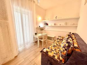 A seating area at Casa Clarò