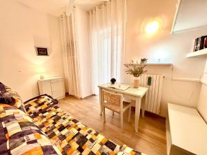 A bed or beds in a room at Casa Clarò