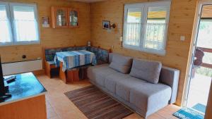 Posezení v ubytování Búbánatvölgyi Apartman Esztergom