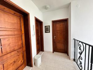 Imagen de la galería de Monteview Duplex, en Herceg-Novi