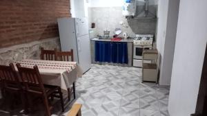 Η κουζίνα ή μικρή κουζίνα στο Fer