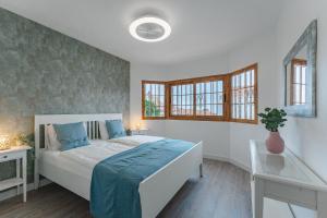 Fotografie z fotogalerie ubytování Sea View Apartment Bouganvillas with terrace and pool v destinaci Adeje + 24 fotografií