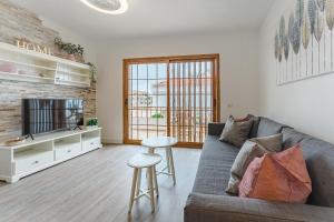 Fotografie z fotogalerie ubytování Sea View Apartment Bouganvillas with terrace and pool v destinaci Adeje