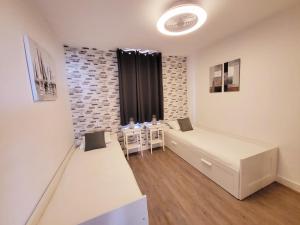 Fotografie z fotogalerie ubytování Sea View Apartment Bouganvillas with terrace and pool v destinaci Adeje