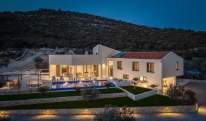 Γενική θέα στο βουνό ή θέα στο βουνό από  αυτή η βίλα