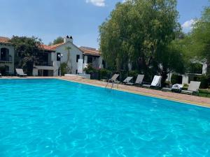 Piscina di Hotel Hacienda Taboada (Aguas Termales) o nelle vicinanze