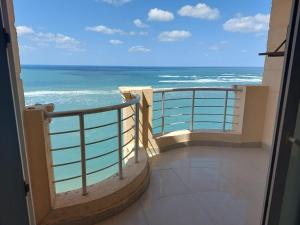 A general sea view or a sea view taken from Az apartmant