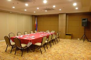 Οι επιχειρηματικές εγκαταστάσεις ή/και οι αίθουσες συνεδριάσεων στο Crown Regency Hotel Makati
