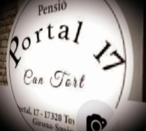 Certifikát, ocenenie alebo iný dokument vystavený v ubytovaní Portal 17 Can Tort