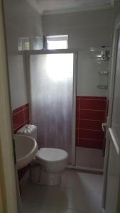 Kylpyhuone majoituspaikassa Galata Apart Suite
