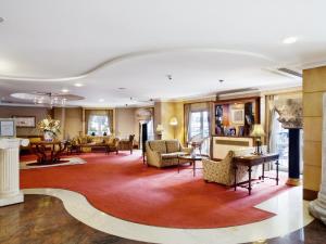 A seating area at Eresin Hotels Sultanahmet - Boutique Class