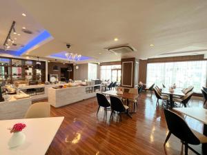 Posezení v ubytování Grand Park Hotel Panex Chiba