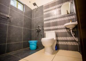 Koupelna v ubytování Ocean View Beach Villa Varkala by VOYE HOMES