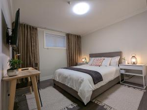 Ένα ή περισσότερα κρεβάτια σε δωμάτιο στο Nice home away at Vancouver near YVR +48 φωτογραφίες