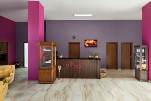 منطقة الاستقبال أو اللوبي في Wyndham Baku