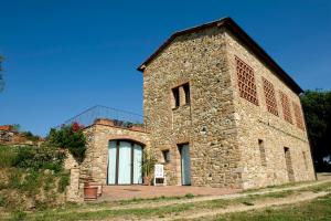 Gallery image of Tuscan barn with exclusive swimming pool by VacaVilla in Radicondoli