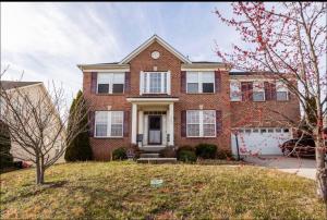 Το κτήριο όπου στεγάζεται  το δωμάτιο σε οικογενειακή κατοικία