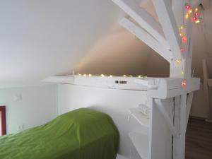 Poschodová posteľ alebo postele v izbe v ubytovaní Gite du sechoir
