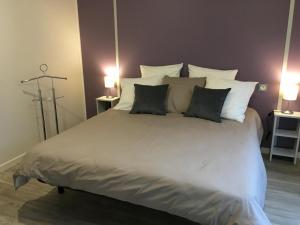 Φωτογραφία από το άλμπουμ του Lilas la vallee des noyers σε Lhommaizé