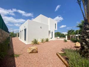 Το κτήριο όπου στεγάζεται  η βίλα