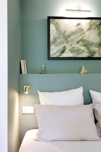 Zdjęcie z galerii obiektu Cannes Californie, Calm, AC, terrace, swimming pools, tennis w Cannes