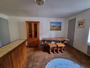 Zdjęcie z galerii obiektu Appartement paisible T1 de 38m2, Nantua w mieście Nantua