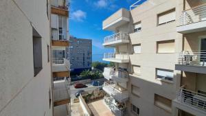 Balkón alebo terasa v ubytovaní Apartamentos Saint Malo Familidays