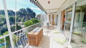 Balkón alebo terasa v ubytovaní Apartamentos Saint Malo Familidays