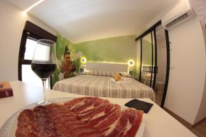 Postel nebo postele na pokoji v ubytování FP HOTELs
