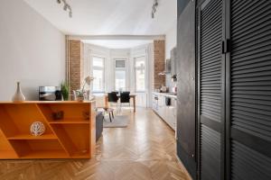 W24- Boutique Apartments, Best Location. By BQA 1077 Budapest, 24 Wesselényi utca kép - 2