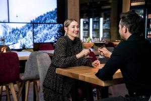 Huéspedes de All-Suite Resort Paznaun inklusive Silvretta Premium Card