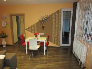 Posedenie v ubytovaní Zafír Sziget Apartman