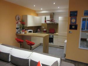 Kuchyňa alebo kuchynka v ubytovaní Zafír Sziget Apartman
