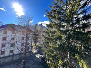 Fotografia z galérie ubytovania Ideale per due famiglie. Comodo a centro e piste v destinácii Bardonecchia