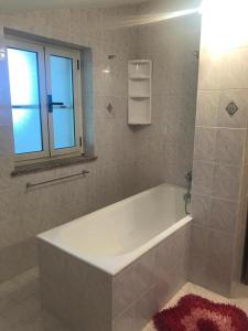 A bathroom at Casa di Vacanza Marina di Davoli Még 22 kép