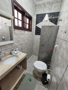 Imagen de la galería de casa completa, 2 suítes e grande área externa, en Andradina