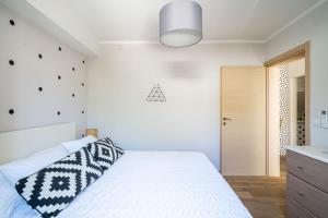 Voodi või voodid majutusasutuse Stay U-nique Studio apartment in Orašac toas