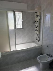 Ванная комната в Casa Francesca, 90 m2, jardin de 1500m2