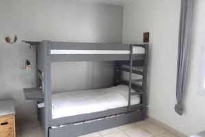 Postel nebo postele na pokoji v ubytování La bastide de LORGUES 83