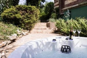 Ogród w obiekcie La Villa de l'Etoile 10 personnes
