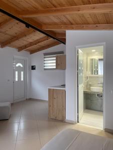 Dapur atau dapur kecil di Qeparo Napolon Complex