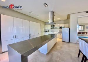 Kép Stylish 4 Bedrooms MB04 at New Marina szállásáról Gurdakában a galériában