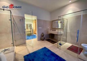 Kép Stylish 4 Bedrooms MB04 at New Marina szállásáról Gurdakában a galériában