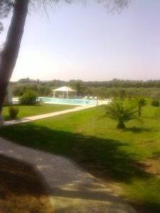 Bazén v ubytování Agriturismo San Giuseppe nebo v jeho okolí