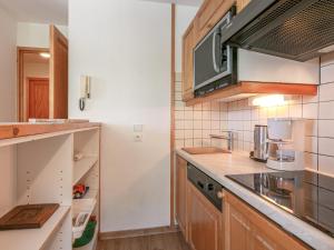 Dapur atau dapur kecil di Appartement Val-d'Isère, 3 pièces, 6 personnes - FR-1-694-29