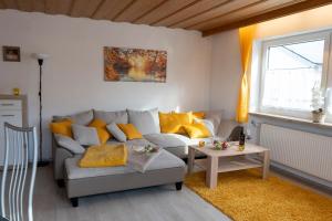 Posezení v ubytování Ferienwohnung Hertreiter in Dingolfing 110qm